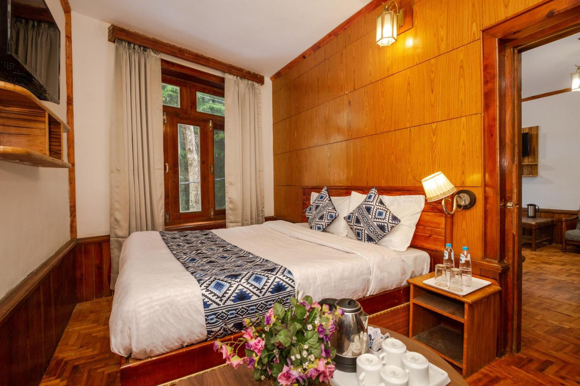 Holiday Home International -Vivaan Stays Manali  Luaran gambar
