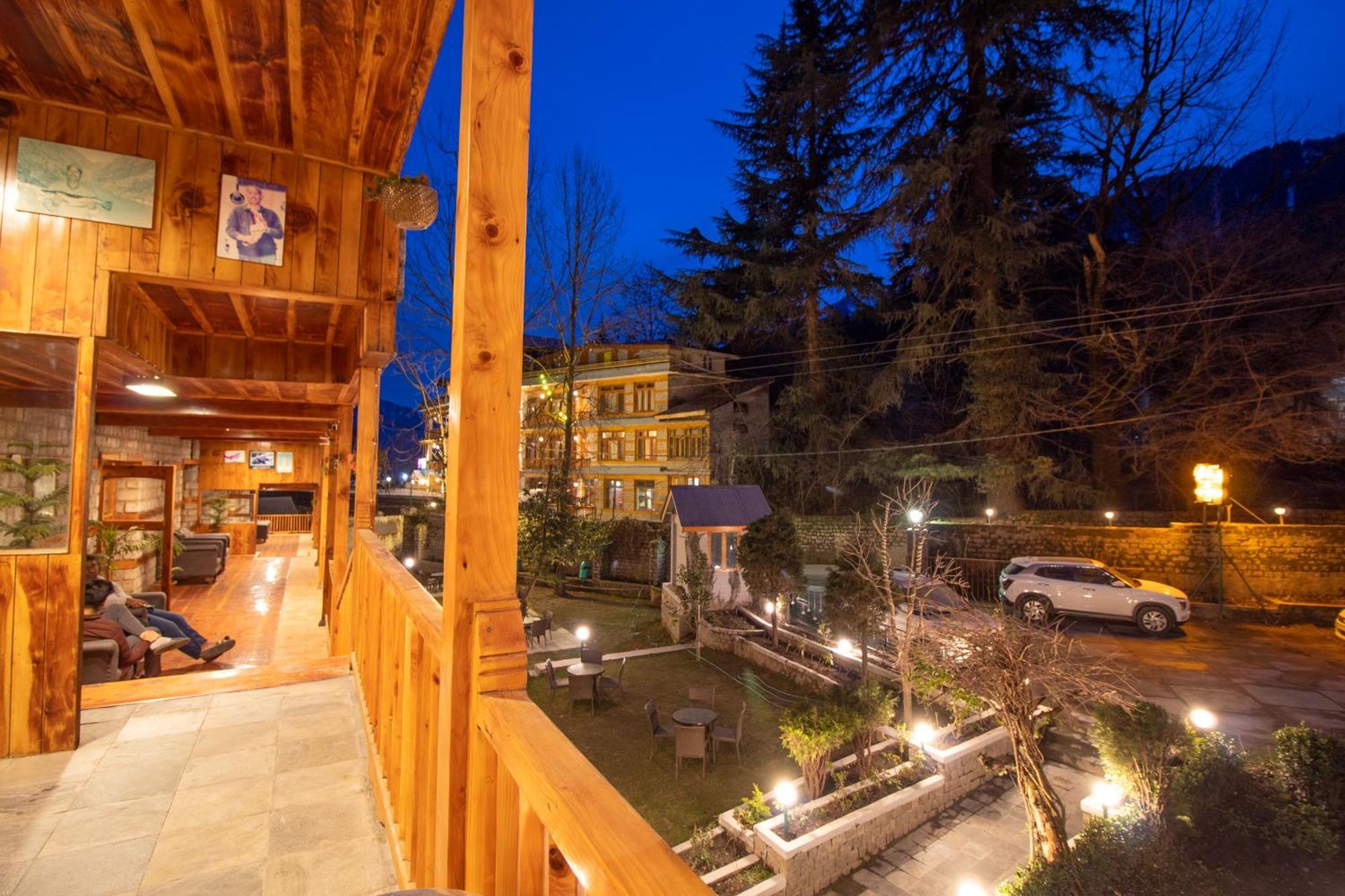 Holiday Home International -Vivaan Stays Manali  Luaran gambar