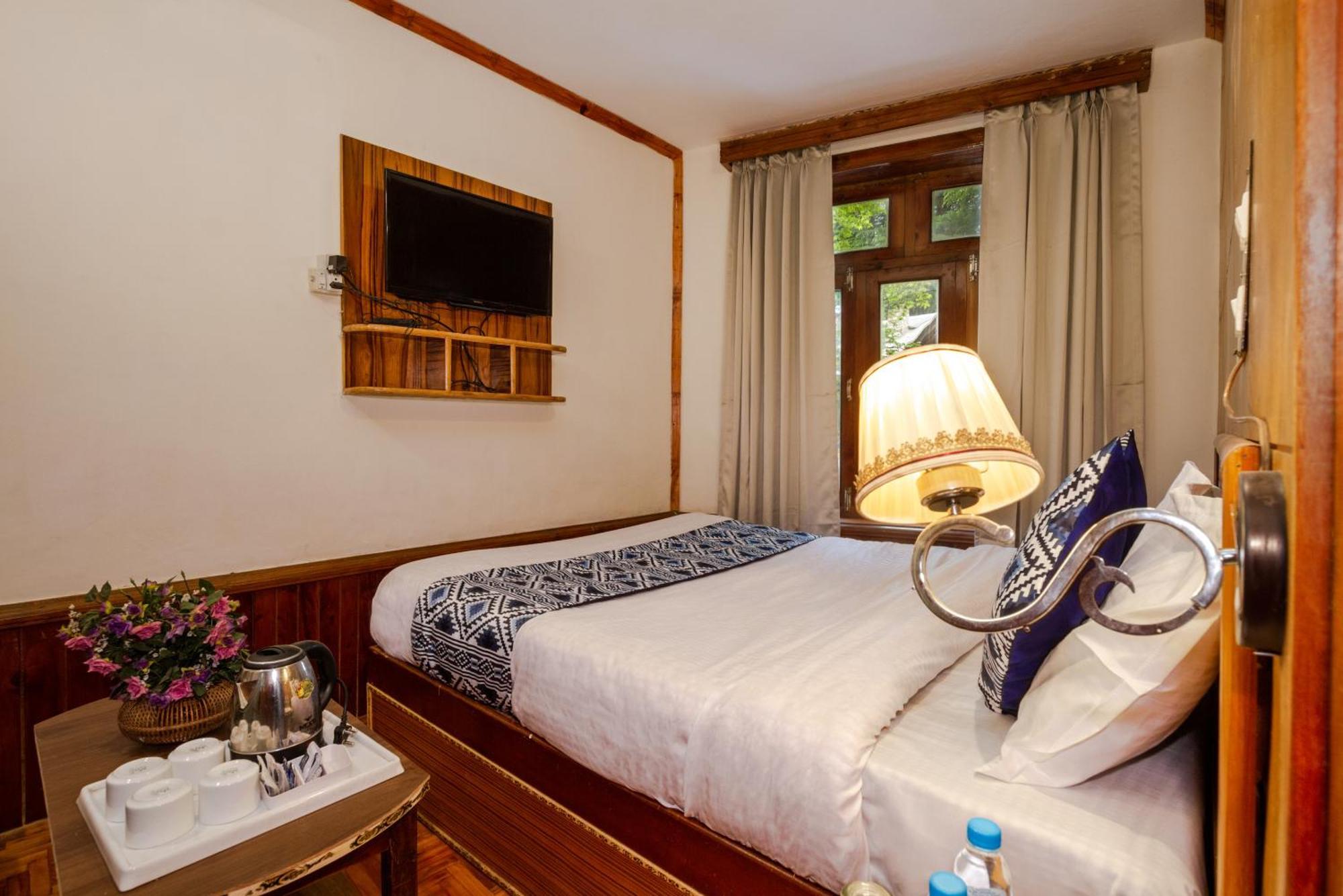 Holiday Home International -Vivaan Stays Manali  Luaran gambar